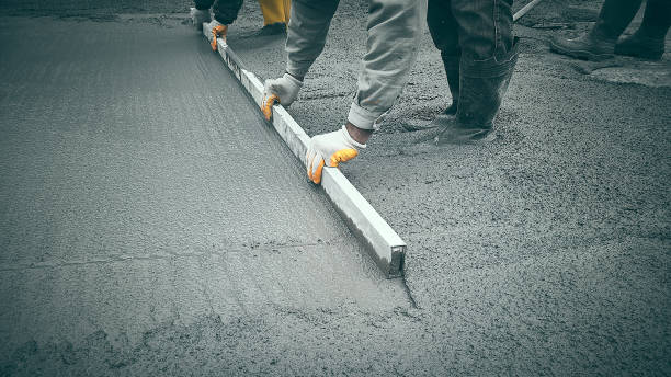Best Concrete Sidewalk Installation in Hartford, MI